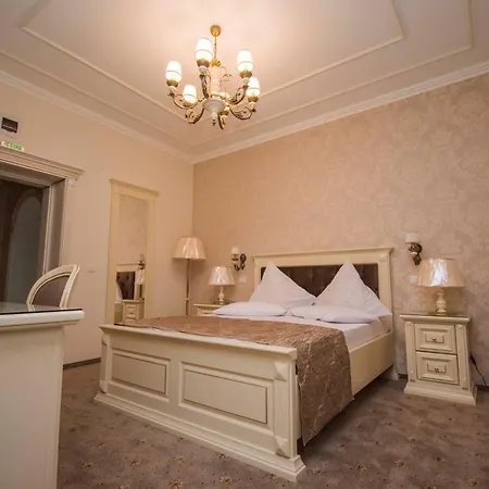Affittacamere Turistica Tosca Regal 4*
